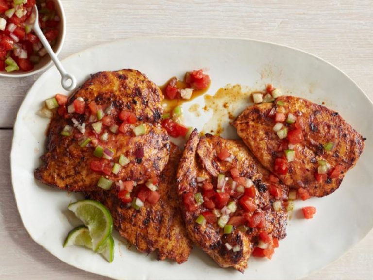 Chili-Rubbed Grilled Chicken With Salsa