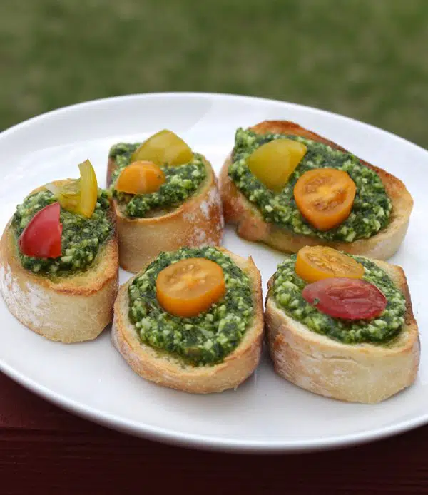 Pesto-Bruschetta-on-Garlic-Crostini