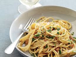 Spaghetti with Anchovy Carbonara – 2017 Sauvignon Blanc