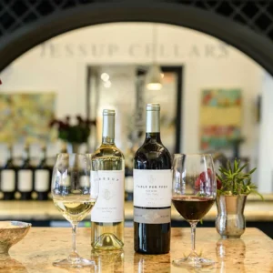 Downtown-Yountville-Tasting-Room-4